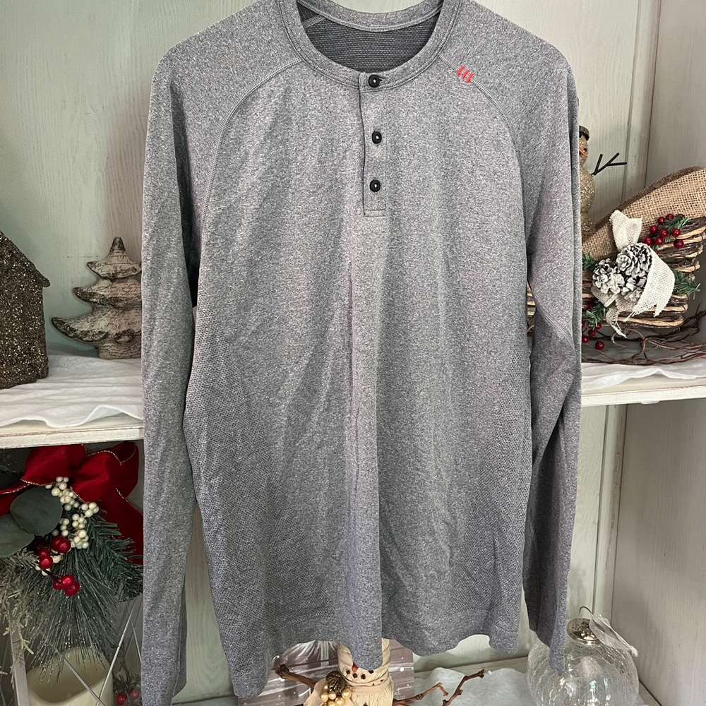 Lululemon Metal vent tech Longsleeve